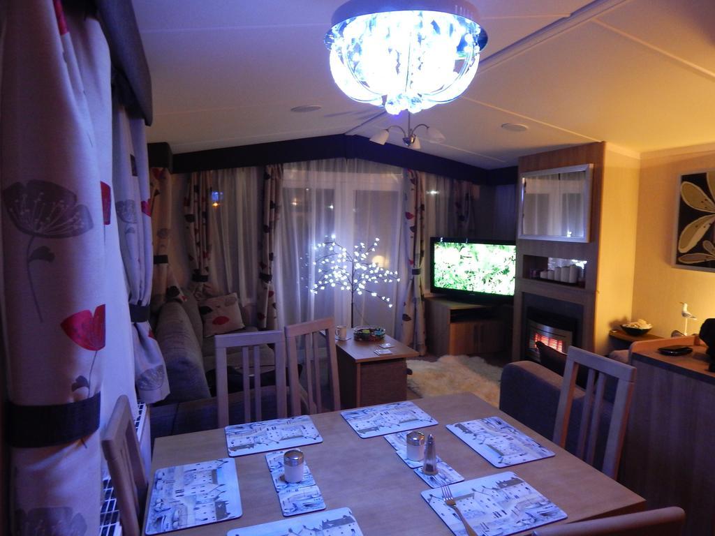 Presthaven Sands Holiday Park 3 And 2 Bed Caravans 普利斯坦丁 客房 照片